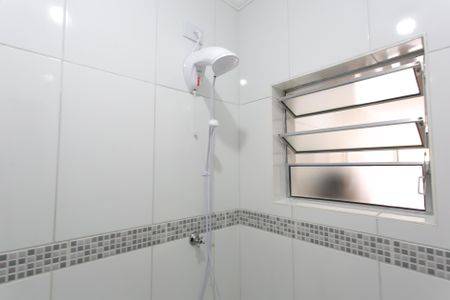 Casa para alugar com 40m², 1 quarto e 1 vagaBanheiro - Chuveiro 