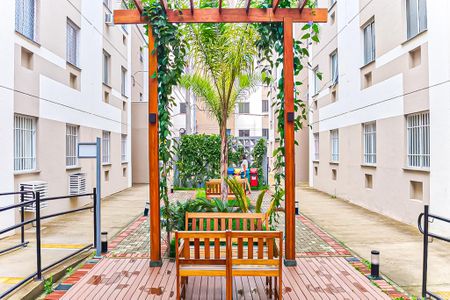 Apartamento à venda com 44m², 2 quartos e sem vagaÁrea comum