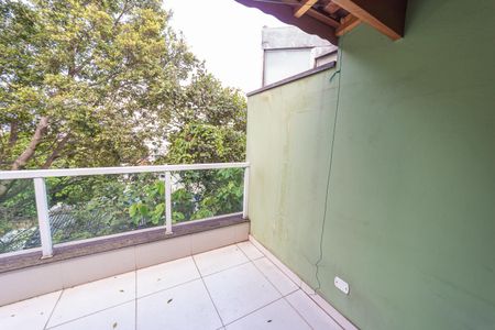 Casa de condomínio à venda com 162m², 3 quartos e 2 vagas Casa de condomínio à venda com 162m², 3 quartos e 2 vagasÁrea gourmet
