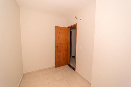 Casa de condomínio à venda com 162m², 3 quartos e 2 vagas Casa de condomínio à venda com 162m², 3 quartos e 2 vagasQuarto 2