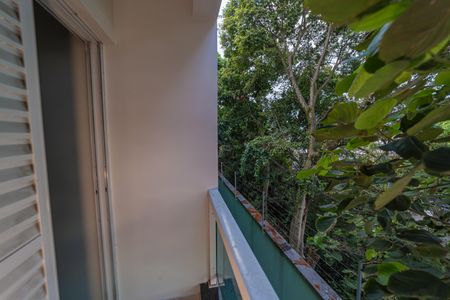 Casa de condomínio à venda com 162m², 3 quartos e 2 vagas Casa de condomínio à venda com 162m², 3 quartos e 2 vagasvaranda do Quarto 2