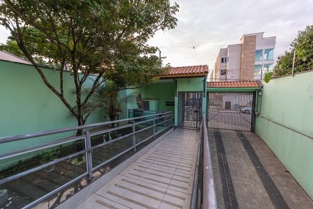 Casa de condomínio à venda com 162m², 3 quartos e 2 vagas Casa de condomínio à venda com 162m², 3 quartos e 2 vagasÁrea comum