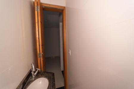 Casa de condomínio à venda com 162m², 3 quartos e 2 vagas Casa de condomínio à venda com 162m², 3 quartos e 2 vagasLavabo