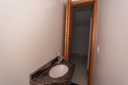 Casa de condomínio à venda com 162m², 3 quartos e 2 vagas Casa de condomínio à venda com 162m², 3 quartos e 2 vagasLavabo