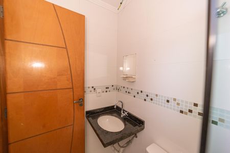 Casa de condomínio à venda com 162m², 3 quartos e 2 vagas Casa de condomínio à venda com 162m², 3 quartos e 2 vagasBanheiro da Área gourmet