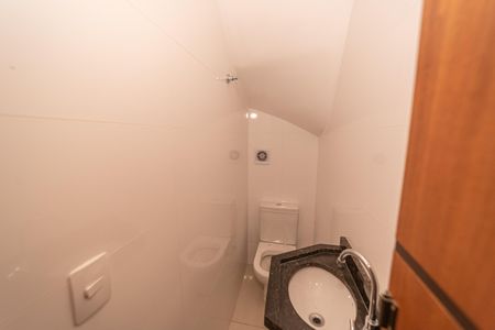 Casa de condomínio à venda com 162m², 3 quartos e 2 vagas Casa de condomínio à venda com 162m², 3 quartos e 2 vagasLavabo