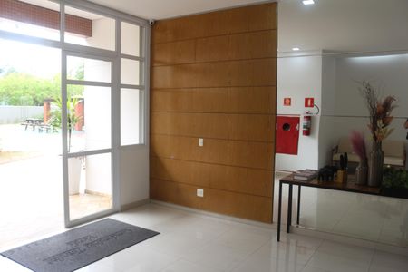 Apartamento à venda com 83m², 3 quartos e 2 vagasHall social