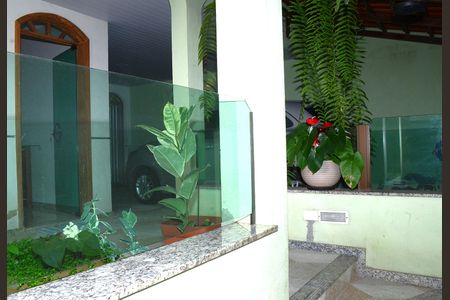 Casa para alugar com 302m², 3 quartos e 2 vagasEntrada