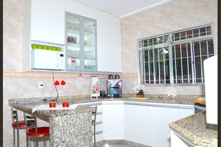 Casa para alugar com 302m², 3 quartos e 2 vagasCozinha