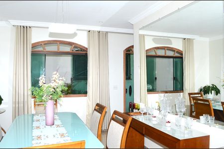 Casa para alugar com 302m², 3 quartos e 2 vagasSala de Jantar