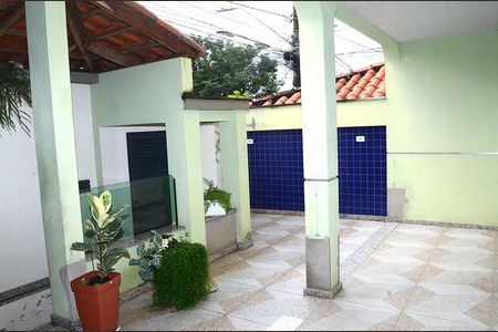 Casa para alugar com 302m², 3 quartos e 2 vagasEntrada
