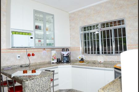 Casa para alugar com 302m², 3 quartos e 2 vagasCozinha