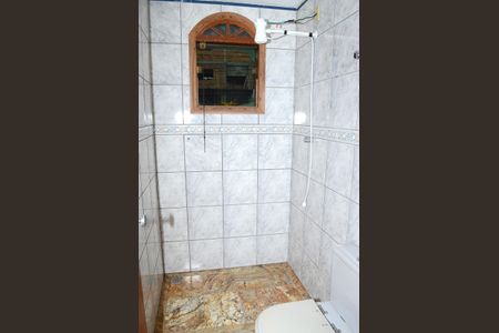 Casa para alugar com 302m², 3 quartos e 2 vagasBanheiro Corredor