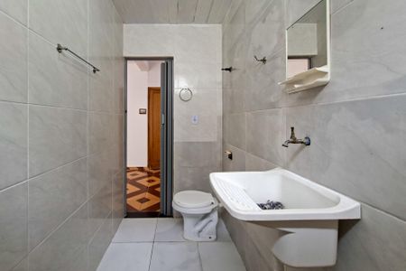 Studio para alugar com 23m², 0 quarto e 1 vaga Studio para alugar com 23m², 0 quarto e 1 vagaBanheiro