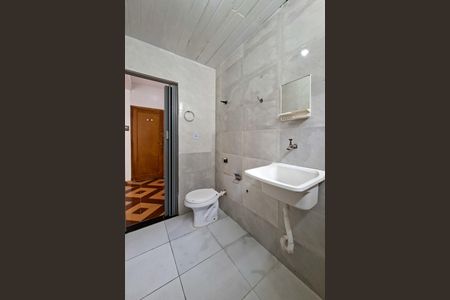 Studio para alugar com 23m², 0 quarto e 1 vaga Studio para alugar com 23m², 0 quarto e 1 vagaBanheiro