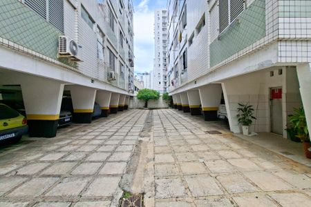 Studio para alugar com 23m², 0 quarto e 1 vaga Studio para alugar com 23m², 0 quarto e 1 vagaGaragem