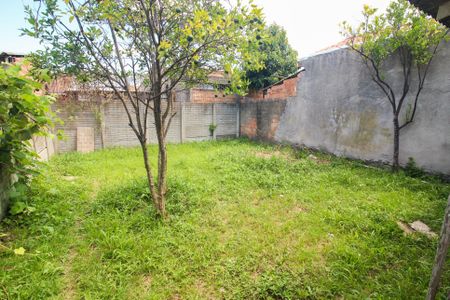 Casa à venda com 75m², 2 quartos e 1 vagaQuintal