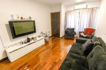Sala de casa de condomínio à venda com 2 quartos, 100m² em Vila Pirajussara, São Paulo