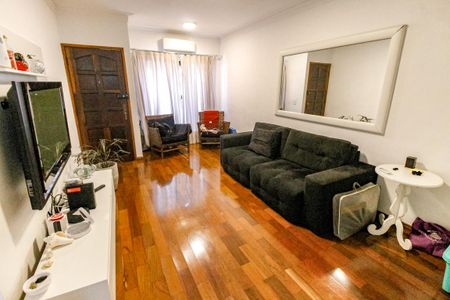 Sala de casa de condomínio à venda com 2 quartos, 100m² em Vila Pirajussara, São Paulo