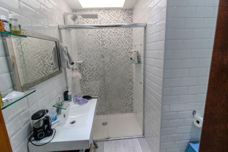 Casa de condomínio à venda com 100m², 2 quartos e 2 vagasBanheiro da Suíte 2