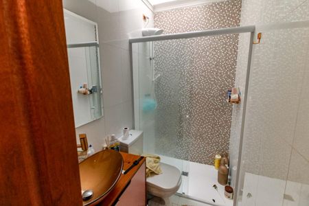 Casa de condomínio à venda com 100m², 2 quartos e 2 vagasBanheiro da Suíte 1