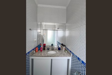 Casa à venda com 109m², 3 quartos e 2 vagasBanheiro da Suíte