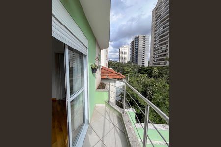 Casa à venda com 109m², 3 quartos e 2 vagasSacada da Suite