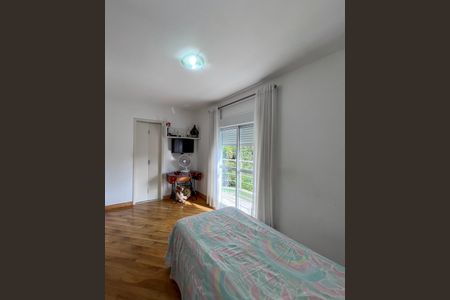 Casa à venda com 109m², 3 quartos e 2 vagasSuite 