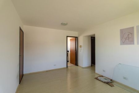 Sala de apartamento para alugar com 2 quartos, 57m² em Novo Mundo, Curitiba