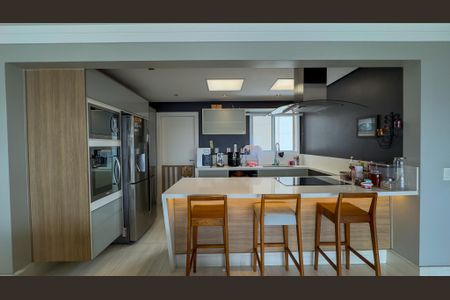 Apartamento à venda com 117m², 2 quartos e 2 vagas Apartamento à venda com 117m², 2 quartos e 2 vagasCozinha