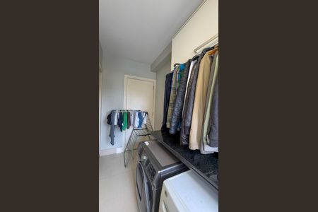 Apartamento à venda com 117m², 2 quartos e 2 vagas Apartamento à venda com 117m², 2 quartos e 2 vagasÁrea de Serviço