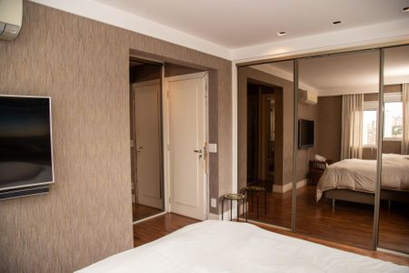 Apartamento à venda com 117m², 2 quartos e 2 vagas Apartamento à venda com 117m², 2 quartos e 2 vagasQuarto Suíte