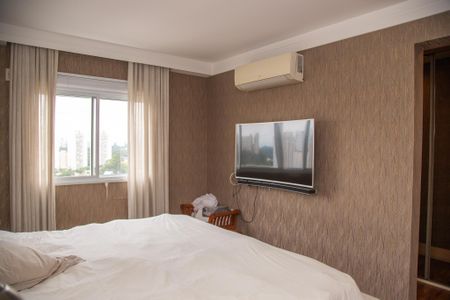 Apartamento à venda com 117m², 2 quartos e 2 vagas Apartamento à venda com 117m², 2 quartos e 2 vagasQuarto Suíte