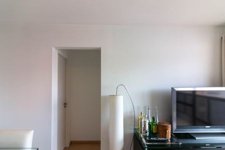 Sala de apartamento para alugar com 1 quarto, 50m² em Vila Nova Conceição, São Paulo