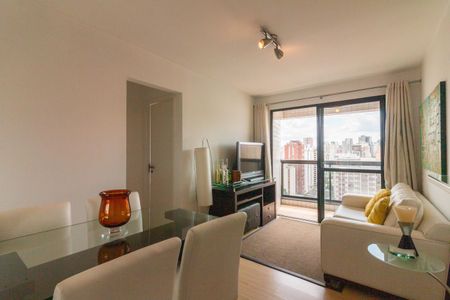 Sala de apartamento para alugar com 1 quarto, 50m² em Vila Nova Conceição, São Paulo