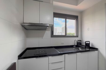 Apartamento para alugar com 30m², 1 quarto e sem vaga Apartamento para alugar com 30m², 1 quarto e sem vagaCozinha e área de serviço