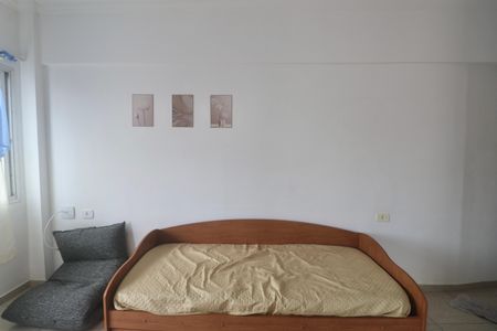 Sala de apartamento para alugar com 1 quarto, 41m² em Jardim Tres Marias, Guarujá