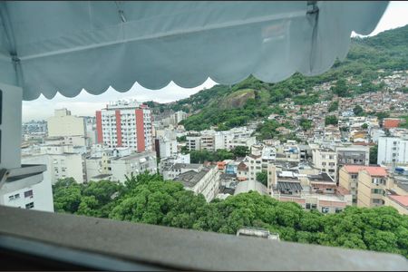 Apartamento para alugar com 200m², 3 quartos e 1 vaga Apartamento para alugar com 200m², 3 quartos e 1 vagaQuarto 1