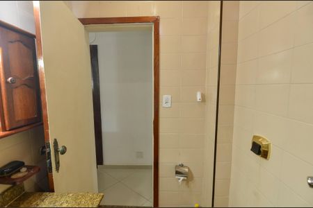 Apartamento para alugar com 200m², 3 quartos e 1 vaga Apartamento para alugar com 200m², 3 quartos e 1 vagaBanheiro Social