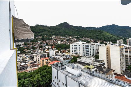 Apartamento para alugar com 200m², 3 quartos e 1 vaga Apartamento para alugar com 200m², 3 quartos e 1 vagaSala