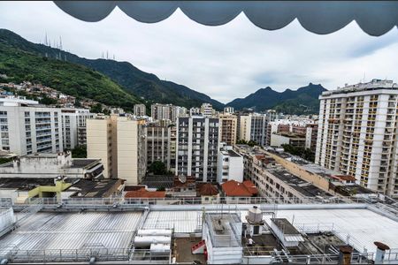 Apartamento para alugar com 200m², 3 quartos e 1 vaga Apartamento para alugar com 200m², 3 quartos e 1 vagaSala