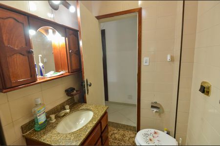 Apartamento para alugar com 200m², 3 quartos e 1 vaga Apartamento para alugar com 200m², 3 quartos e 1 vagaBanheiro Social