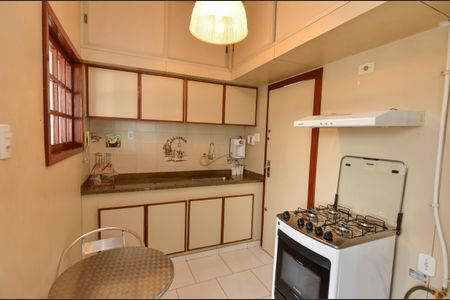 Apartamento para alugar com 200m², 3 quartos e 1 vaga Apartamento para alugar com 200m², 3 quartos e 1 vagaCozinha