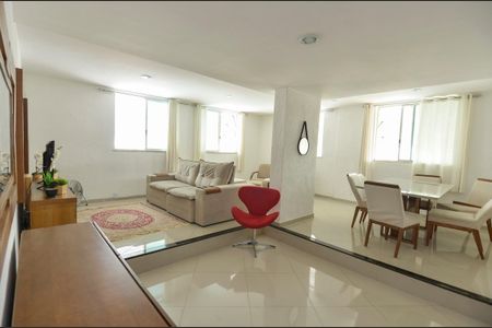 Sala de apartamento para alugar com 3 quartos, 200m² em Tijuca, Rio de Janeiro