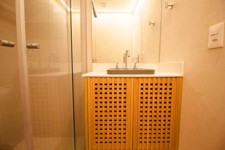 Studio para alugar com 25m², 1 quarto e sem vaga Studio para alugar com 25m², 1 quarto e sem vagaBanheiro Social