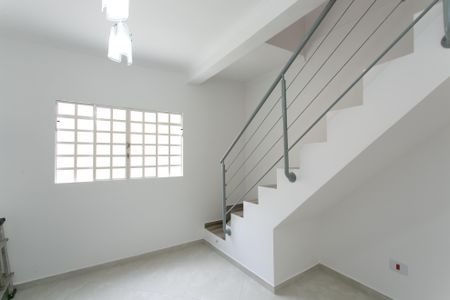 Casa à venda com 190m², 6 quartos e 4 vagasSala - Casa 2