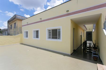 Casa à venda com 190m², 6 quartos e 4 vagasÁrea Externa 