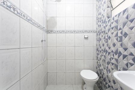 Casa à venda com 190m², 6 quartos e 4 vagasBanheiro 1 - casa 2