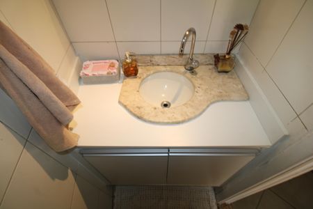 Casa à venda com 170m², 3 quartos e 2 vagasLavabo