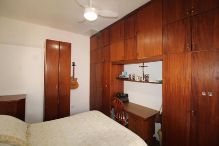 Casa à venda com 170m², 3 quartos e 2 vagasQuarto 3